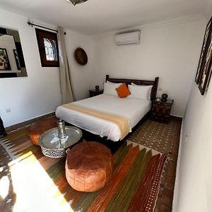 Camera con letto king size